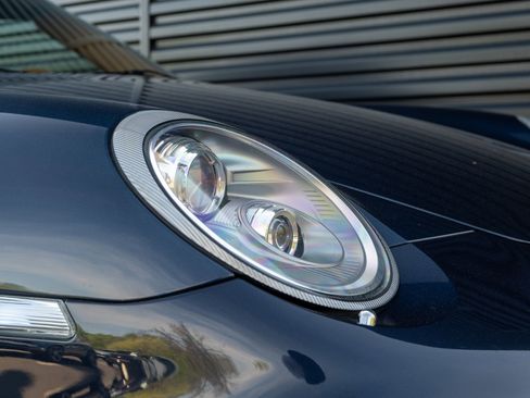 Used 2011 Porsche 911 Turbo S AWD/4WD image 40