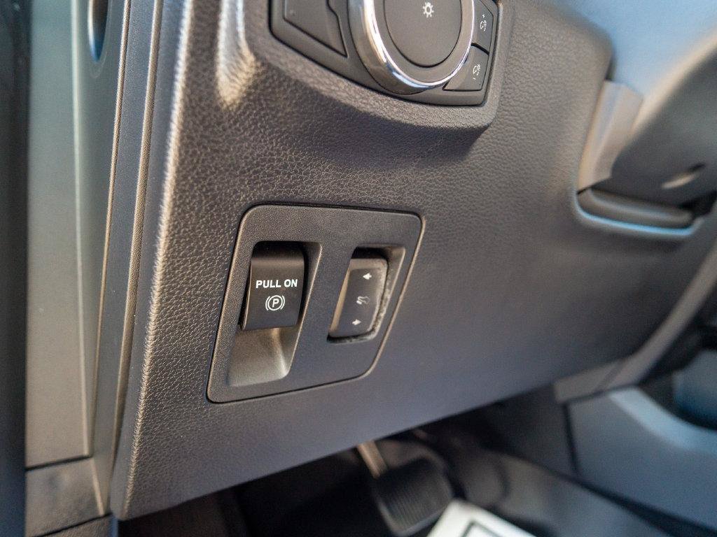 Used 2021 Ford Expedition Limited AWD/4WD image 24