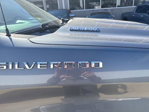 Used 2020 Chevrolet Silverado 1500 LT w/ Texas Edition image 5