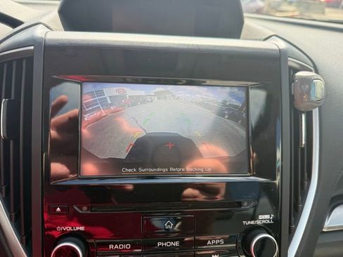 Used 2021 Subaru Forester Premium image 12