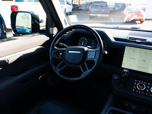 Used 2023 Land Rover Defender 130 X-Dynamic SE AWD/4WD image 9