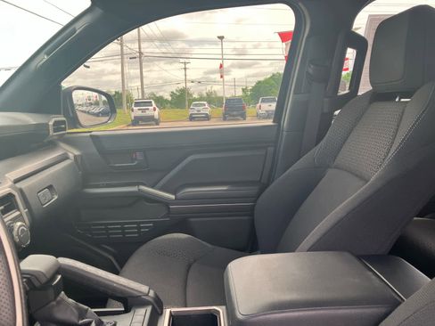 Used 2025 Toyota 4Runner SR5 image 11