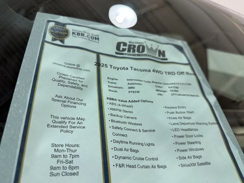 Used 2025 Toyota Tacoma TRD Off-Road AWD/4WD image 40