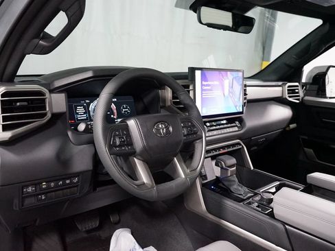 New 2026 Toyota Tundra Limited AWD/4WD image 12