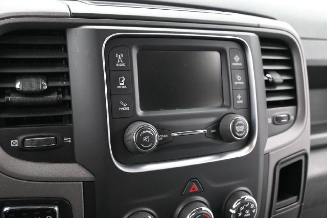 Used 2016 RAM 1500 Express AWD/4WD image 10
