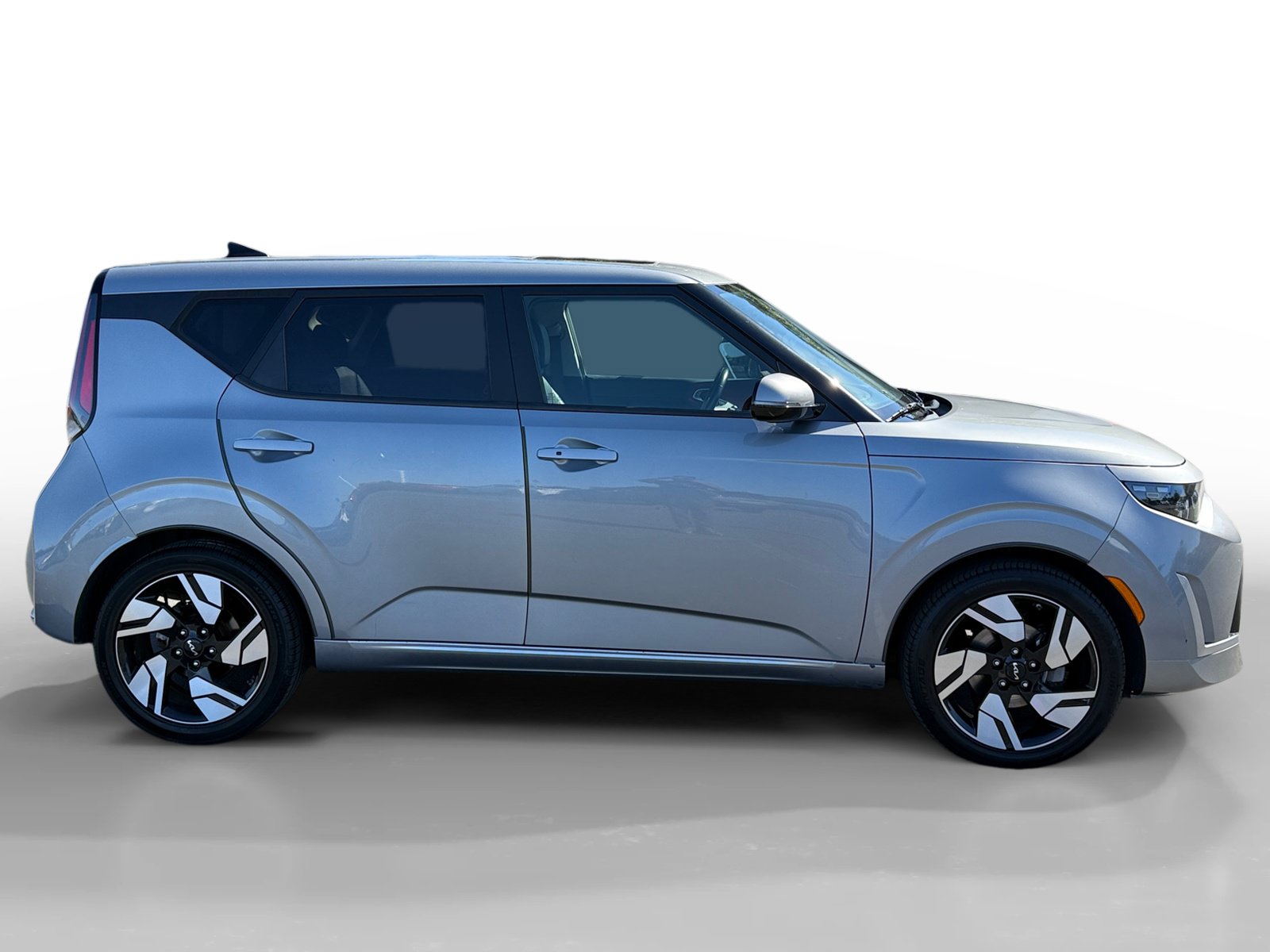 Used 2023 Kia Soul GT-Line FWD image 6