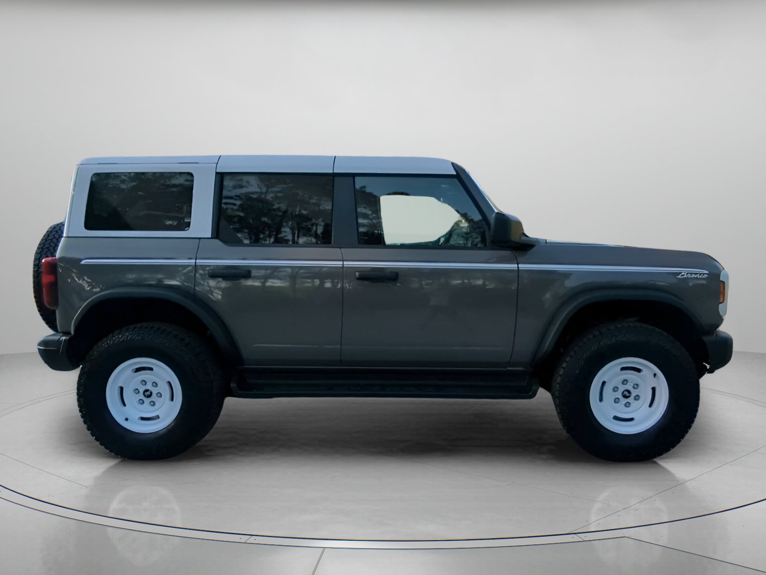 New 2026 Ford Bronco Heritage Edition AWD/4WD image 36