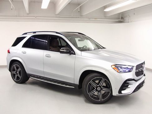 New 2026 Mercedes-Benz GLE 450 4MATIC image 4
