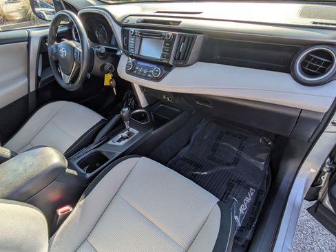 Used 2017 Toyota RAV4 XLE image 35