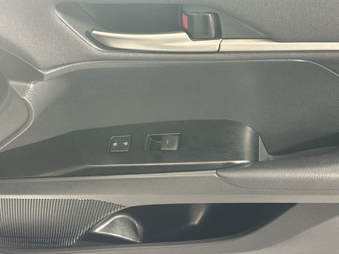 Used 2025 Toyota Camry LE FWD image 29