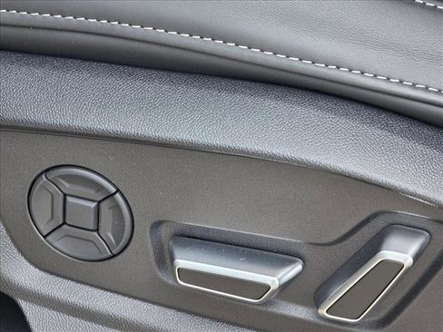 New 2026 Audi SQ8 Premium Plus image 15