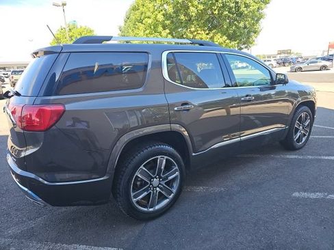 Used 2019 GMC Acadia Denali w/ Technology Package AWD/4WD image 5