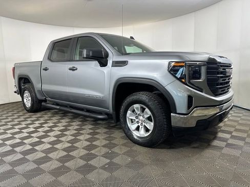 Used 2024 GMC Sierra 1500 Pro w/ Pro Value Package image 2