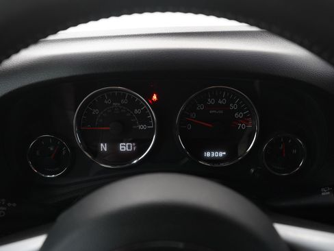 Used 2017 Jeep Wrangler Rubicon AWD/4WD image 21