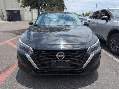 Used 2024 Nissan Sentra SV FWD image 3