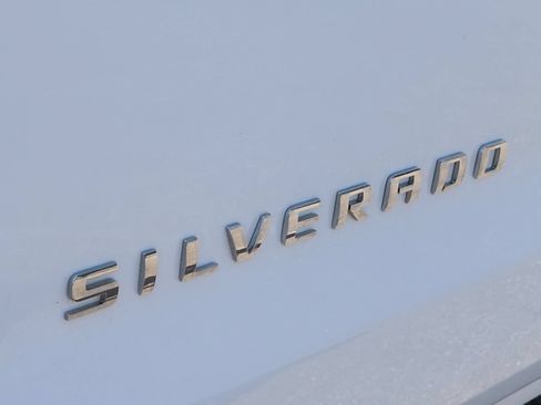 Used 2018 Chevrolet Silverado 1500 W/T w/ WT Fleet Convenience Package AWD/4WD image 12