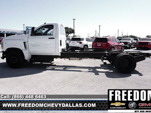 New 2023 Ford F150 LT image 4