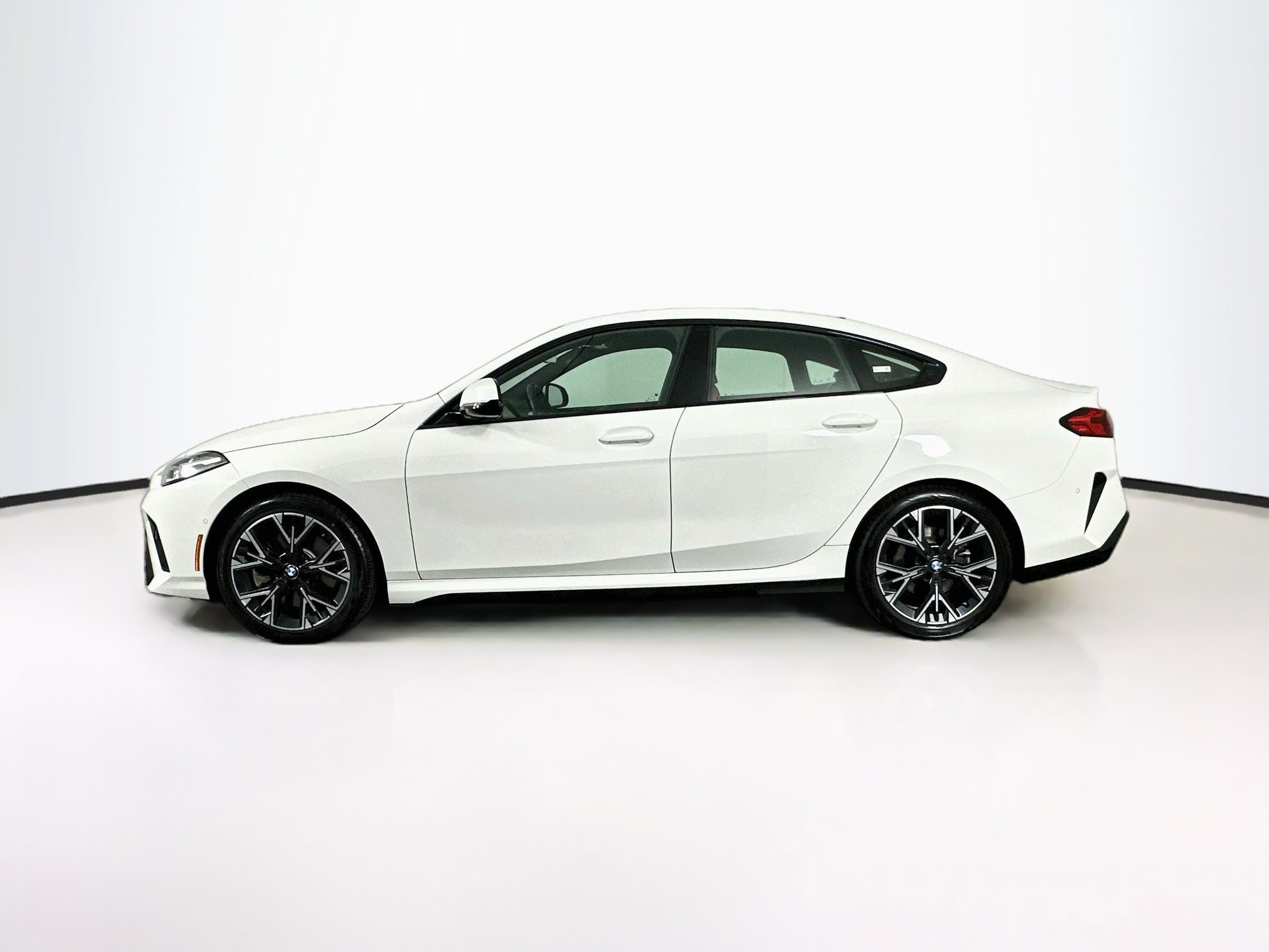 Used 2025 BMW 228i xDrive AWD/4WD image 4