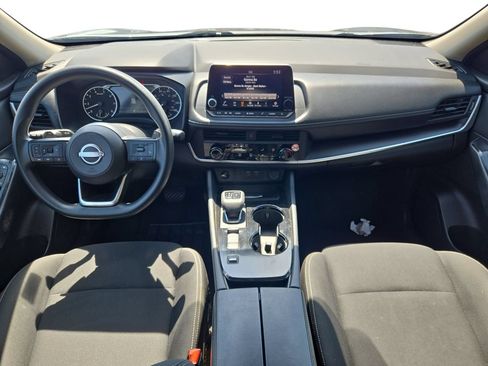 Used 2024 Nissan Rogue S FWD image 9
