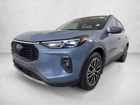 Used 2023 Ford Escape SE w/ PHEV Premium Package FWD image 8