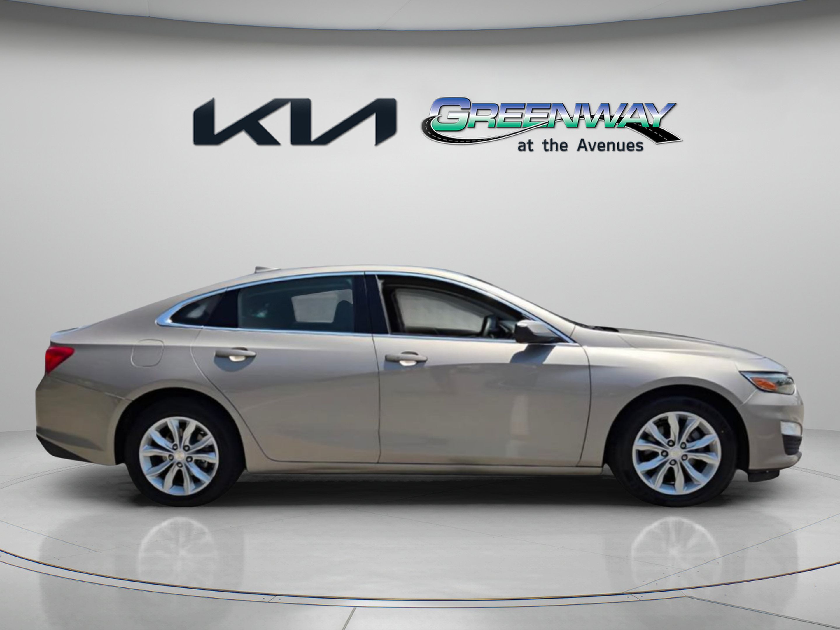 Used 2024 Chevrolet Malibu LT FWD image 8