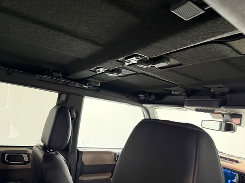 Used 2022 Ford Bronco Wildtrak AWD/4WD image 26