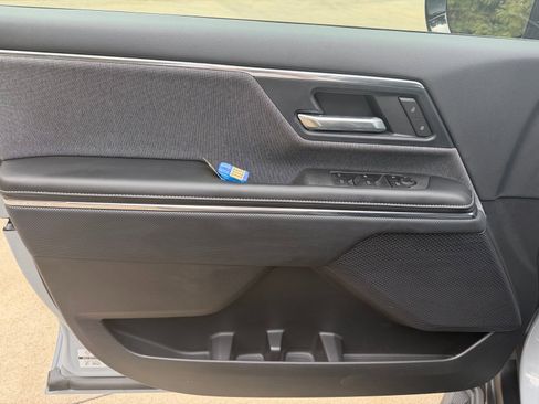 Used 2026 GMC Sierra EV Elevation image 9