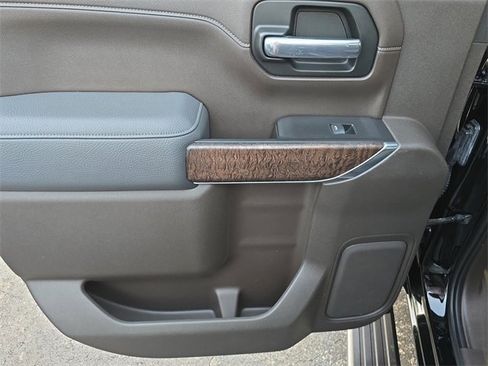 Used 2021 GMC Sierra 1500 Denali w/ Denali Ultimate Package image 8