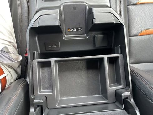 Used 2025 GMC Sierra 1500 AT4 AWD/4WD image 40