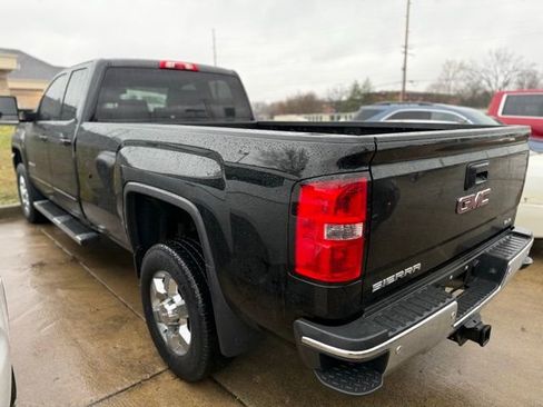 Used 2016 GMC Sierra 3500 SLE w/ SLE Preferred Package image 4