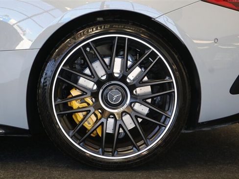 Used 2023 Mercedes-Benz SL 63 AMG 4MATIC w/ Driver Assistance Package image 45