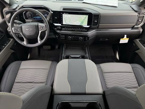 New 2026 Chevrolet Silverado 2500 ZR2 image 10