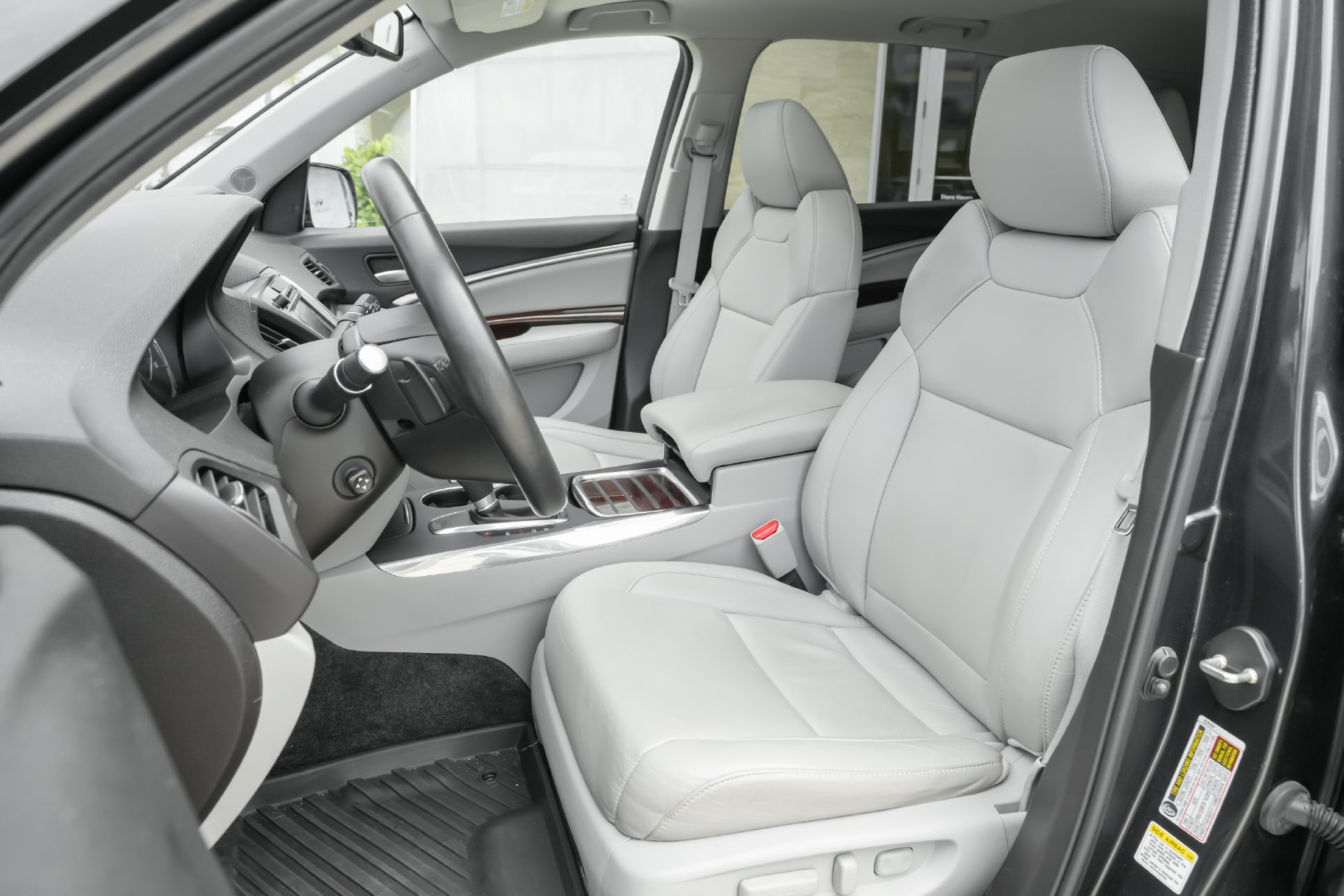Used 2014 Acura MDX w/ Technology Package AWD/4WD image 3
