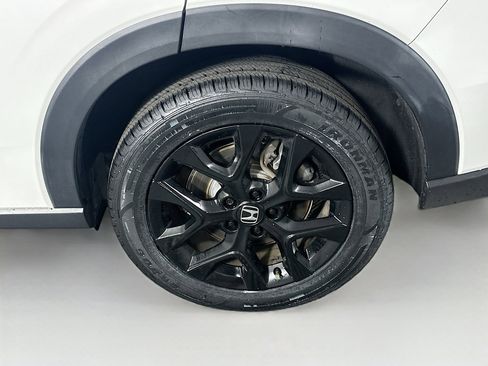 Used 2024 Honda HR-V Sport image 11