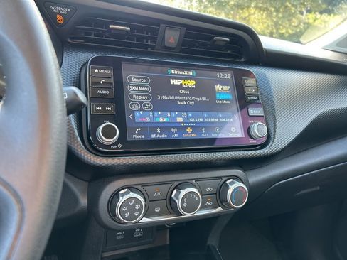 Used 2024 Nissan Kicks SV image 28