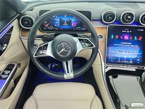 Used 2022 Mercedes-Benz C 300 Sedan image 38