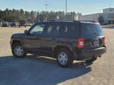 Used 2017 Jeep Patriot Sport w/ Power Value Group image 4