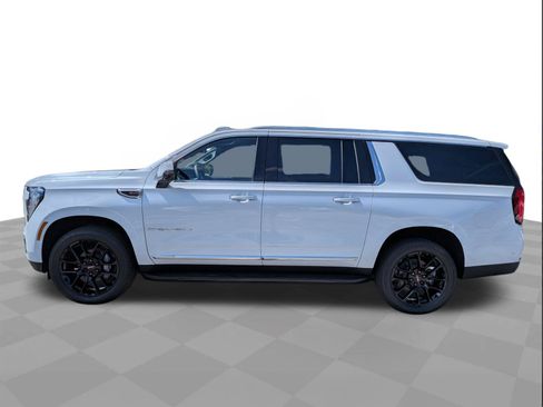 New 2026 GMC Yukon XL Denali AWD/4WD image 7