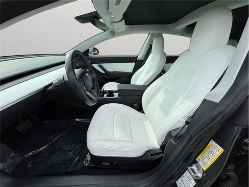 Used 2019 Tesla Model 3 Long Range image 2