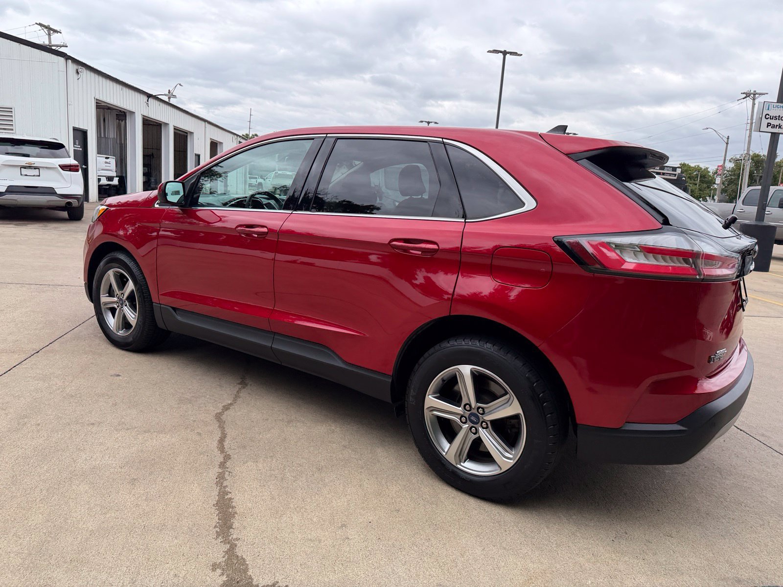 Used 2021 Ford Edge SEL w/ Convenience Package AWD/4WD image 28