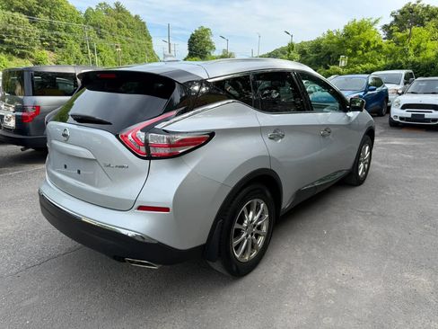 Used 2018 Nissan Murano SL w/ Moonroof Package AWD/4WD image 3