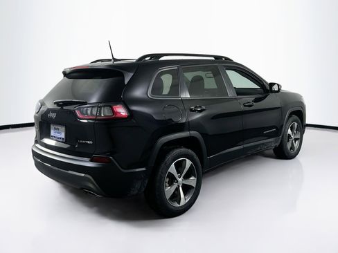 Used 2022 Jeep Cherokee Limited image 5