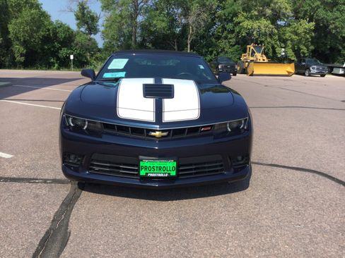 Used 2015 Chevrolet Camaro SS w/ RS Package RWD image 3