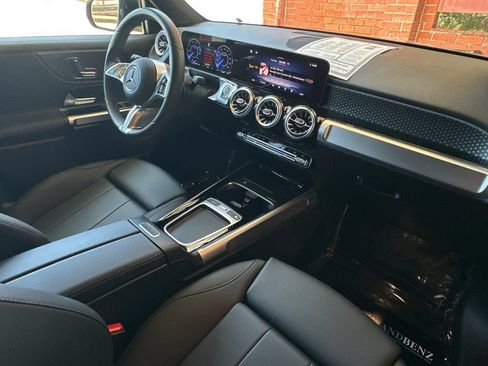 Certified 2024 Mercedes-Benz EQB 300 4MATIC image 20