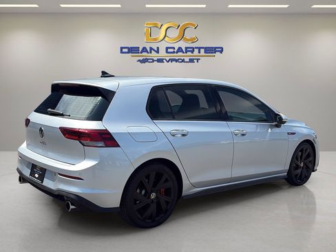 Used 2022 Volkswagen GTI SE FWD image 5