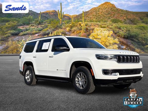Used 2024 Jeep Wagoneer 4WD image 1