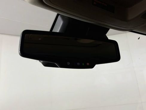 Used 2018 Chevrolet Silverado 1500 High Country RWD image 34