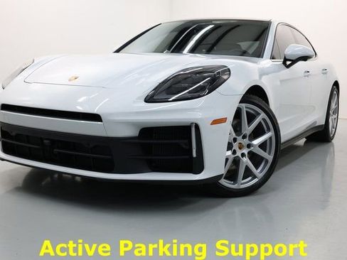 Used 2024 Porsche Panamera 4 image 27