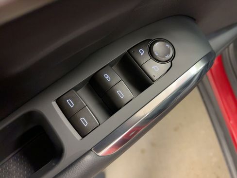 New 2026 Chevrolet Traverse LT w/ Sun and Wheel Package image 12