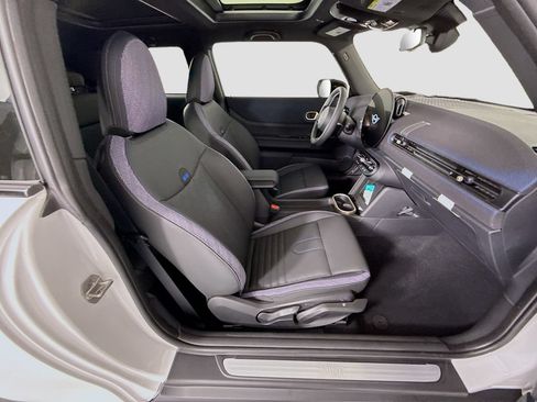New 2026 MINI Cooper 2-Door Hardtop FWD image 20